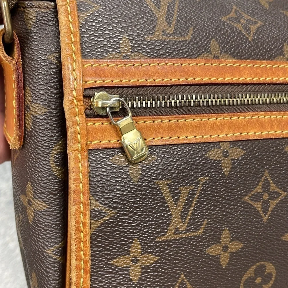 Louis Vuitton Messenger Bosphore PM M40106 Monogram Canvas Crossbody Bag Brown